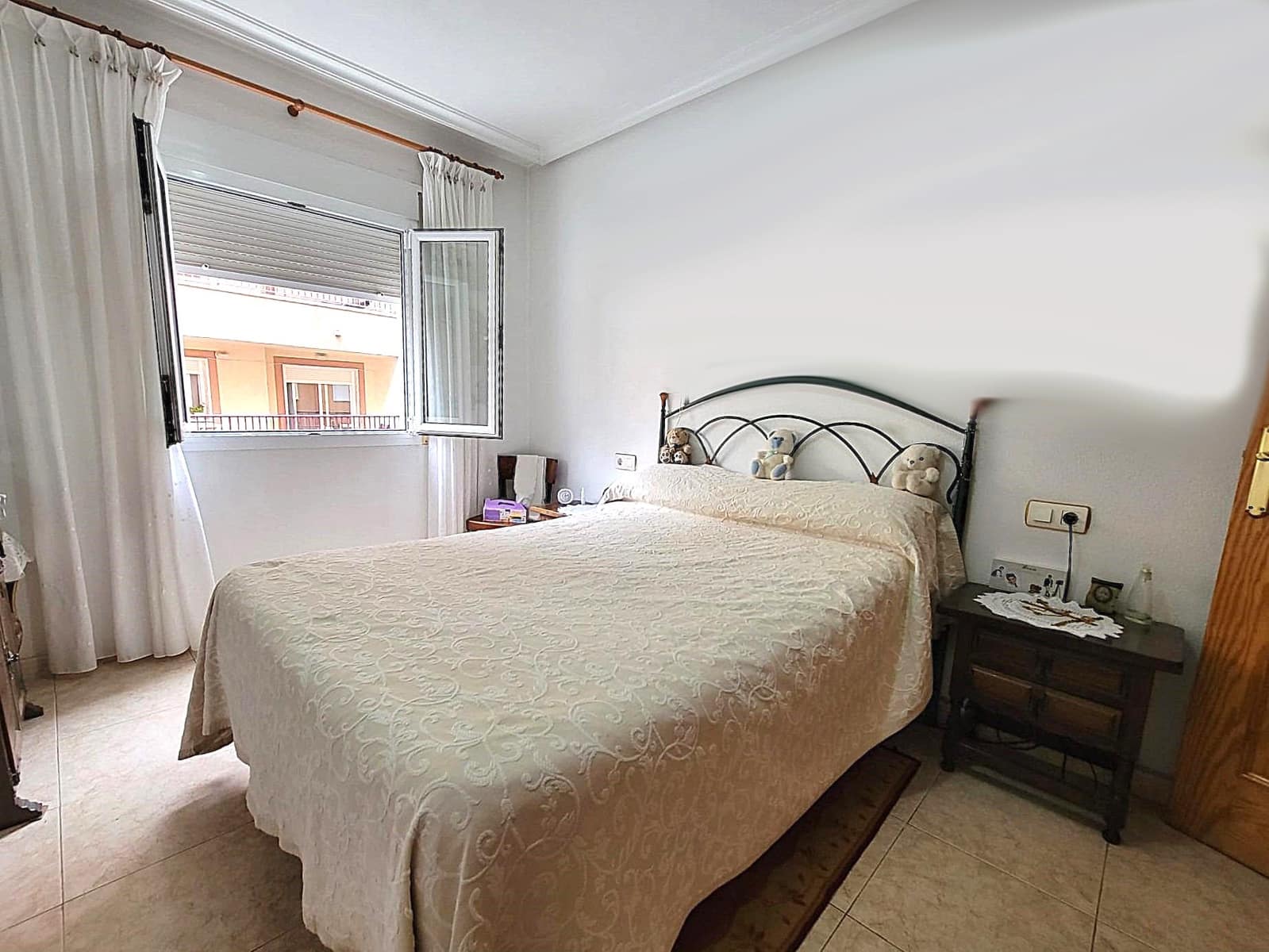 2 slaapkamer Appartement te koop in Torrevieja - € 109.950 (Ref: 9576251)