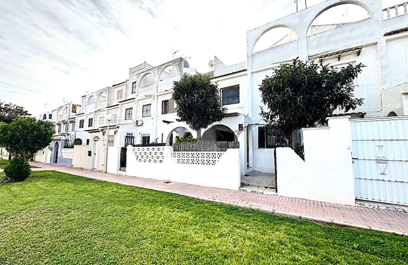 2 slaapkamer Huis te koop in Playa Flamenca - € 138.950 (Ref: 9585907)