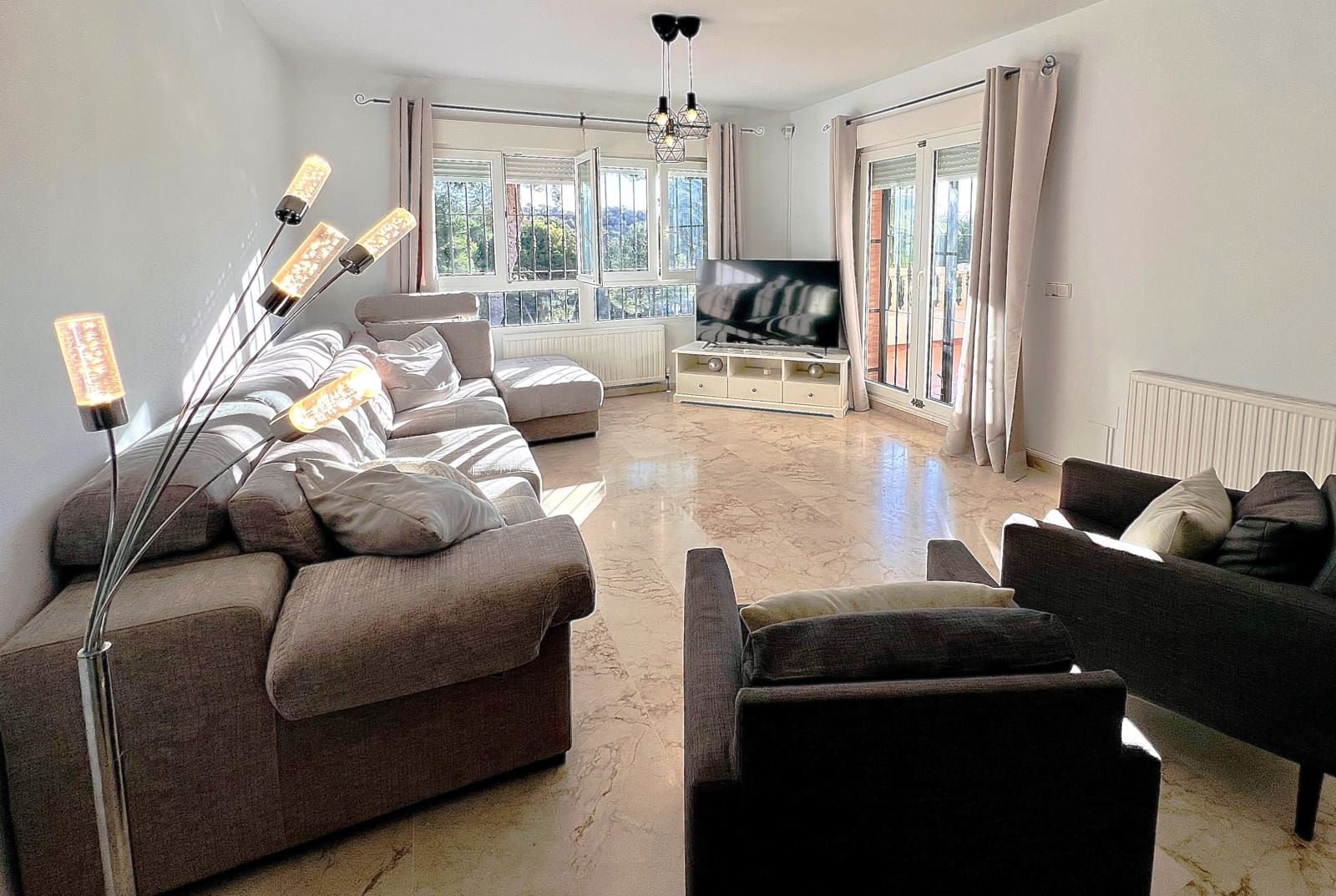 3 bedroom Villa for sale in Cabo Roig - € 639,850 (Ref: 9604646)