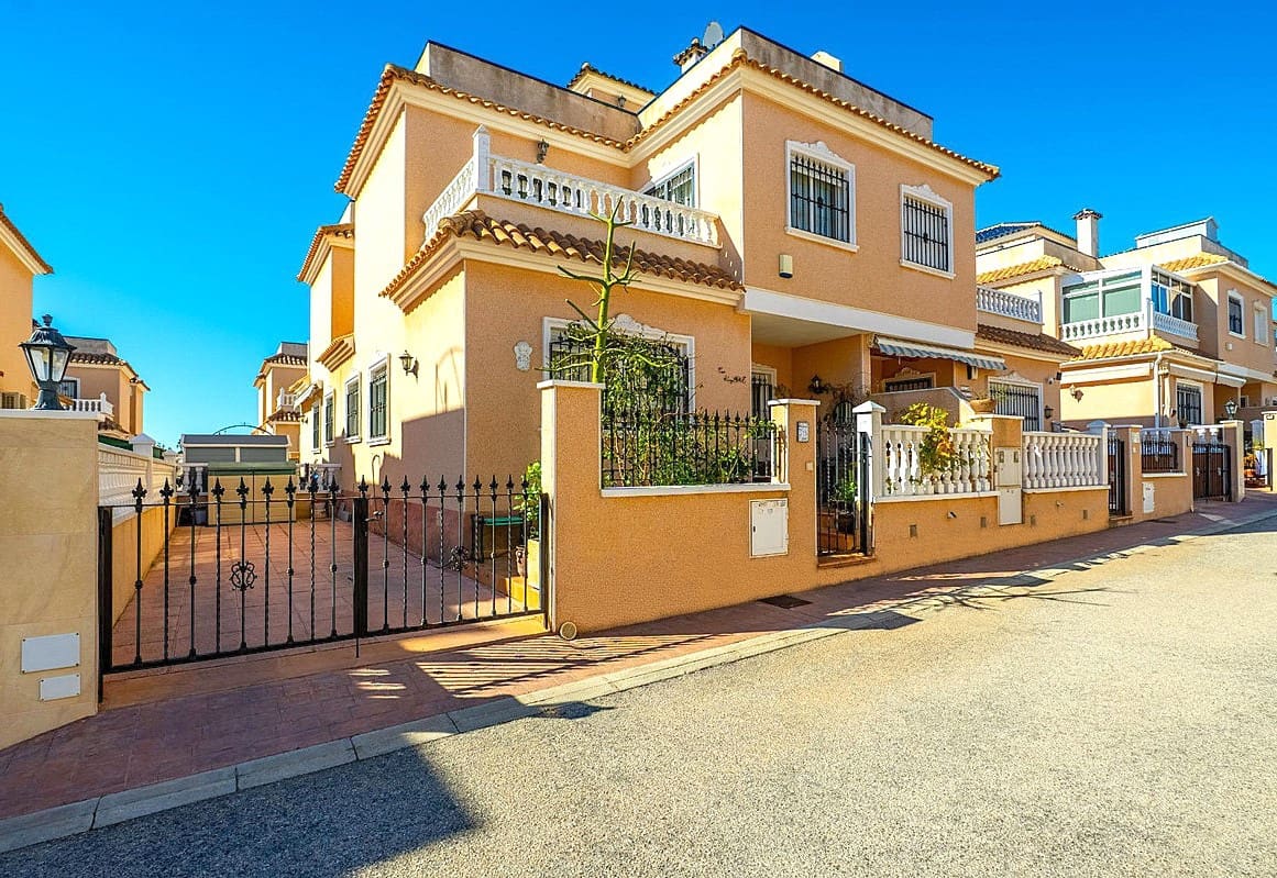 2 sovrum Hus till salu i Cabo Roig - 258 450 € (Ref: 9622337)