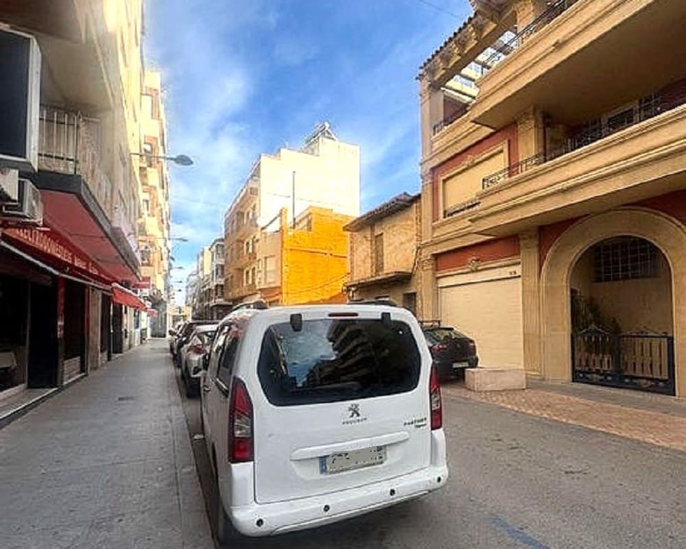 2 bedroom Apartment for sale in Bigastro - € 68,950 (Ref: 9658418)