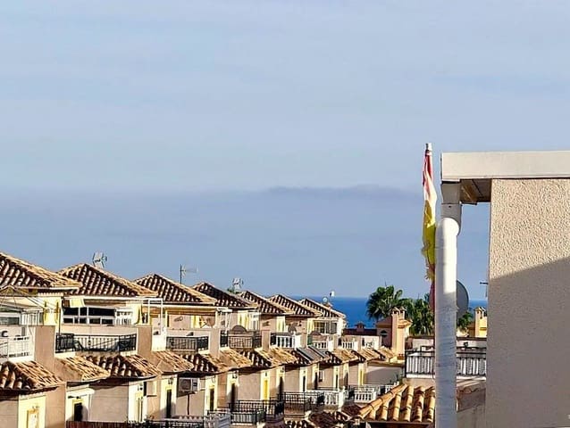 5 slaapkamer Villa te koop in Playa Flamenca, Orihuela met zwembad - € 209.950 (Ref: 9663603)