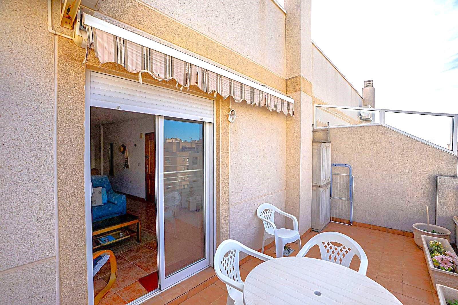 Apartamento de 1 habitación en Torrevieja en venta - 118.950 € (Ref: 9665357)