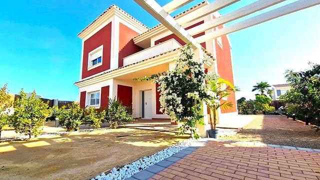 Chalet de 3 habitaciones en Mazarrón en venta con piscina garaje - 375.000 € (Ref: 9706062)