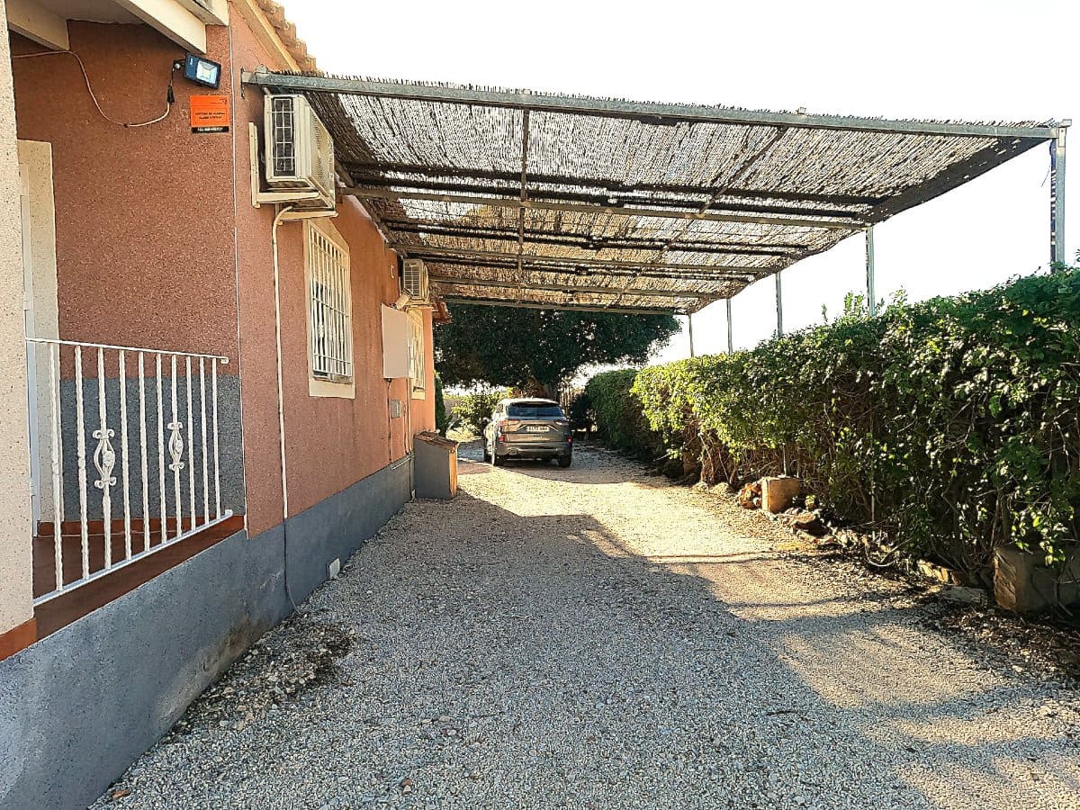 3 bedroom Villa for sale in La Campaneta with pool garage - € 374,950 (Ref: 9706063)