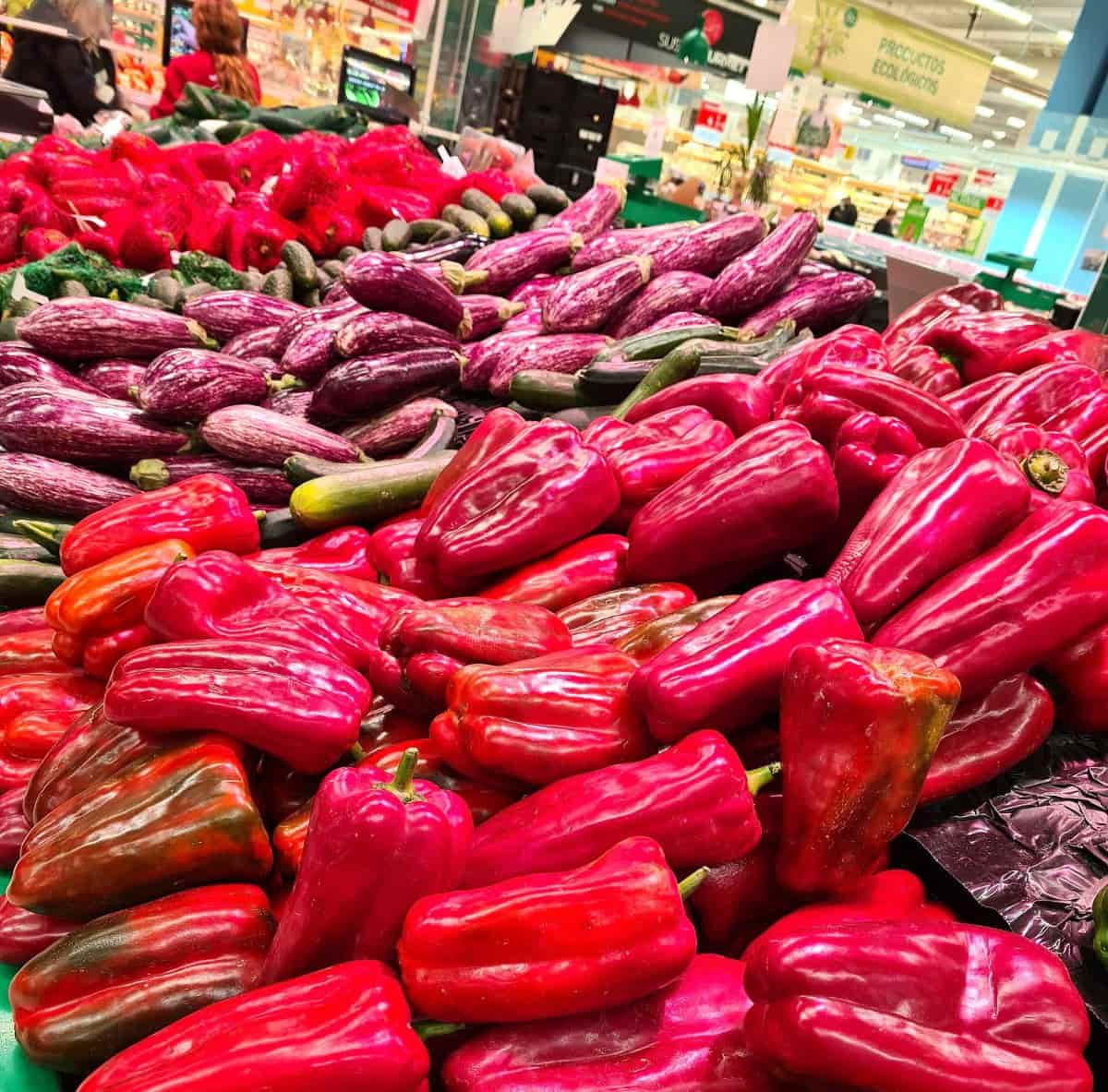 2 bedroom Apartment for sale in Alicante / Alacant city with pool garage - € 312,000 (Ref: 9706065)