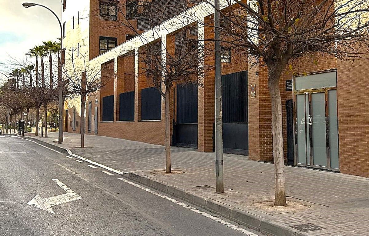 2 bedroom Apartment for sale in Alicante / Alacant city with pool garage - € 312,000 (Ref: 9706065)