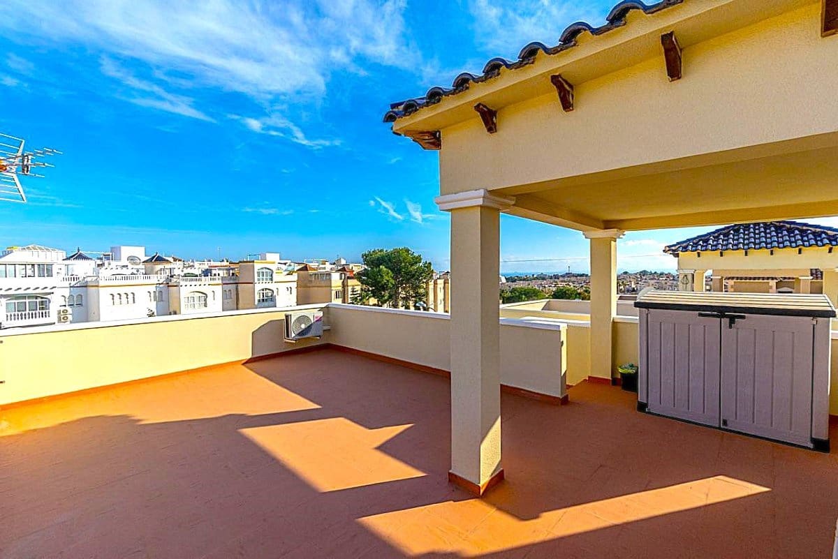 3 soverom Villa til salgs i Campoamor med svømmebasseng garasje - € 294 950 (Ref: 9706067)