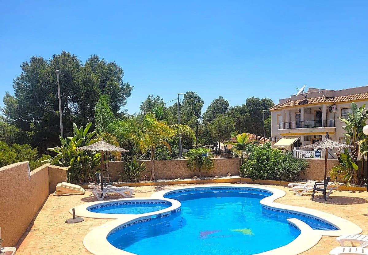 2 slaapkamer Huis te koop in Algorfa met zwembad garage - € 164.900 (Ref: 9706078)