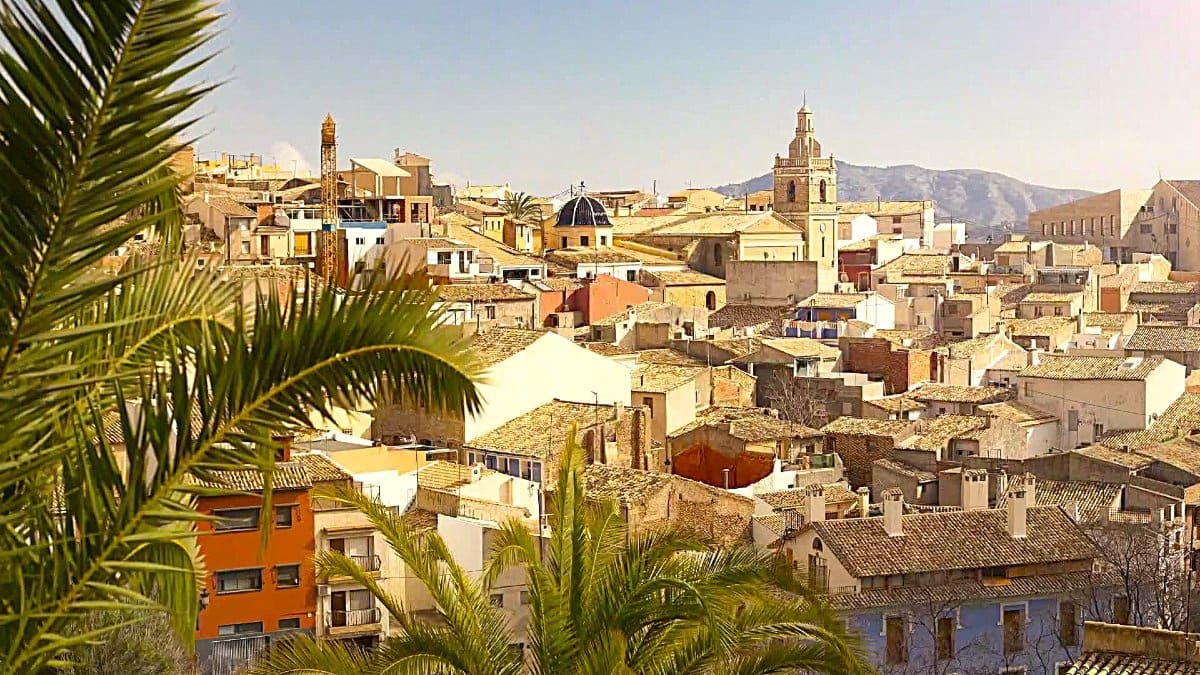 3 bedroom Apartment for sale in Relleu with pool - € 155,000 (Ref: 9706079)