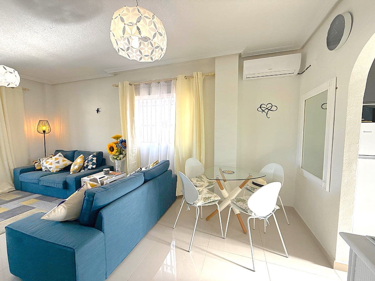 2 bedroom Apartment for sale in Cabo Roig with pool - € 154,900 (Ref: 9706080)