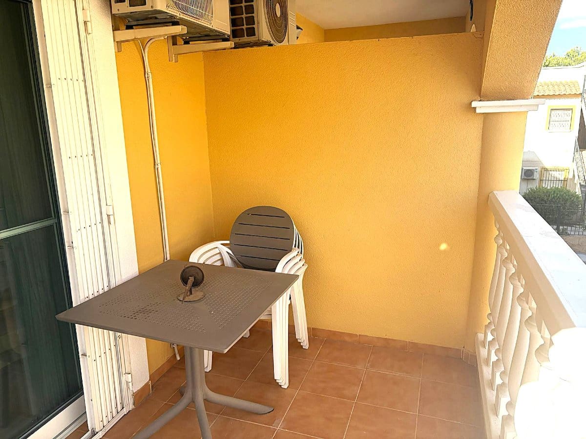 2 bedroom Townhouse for sale in Algorfa with pool garage - € 143,950 (Ref: 9706081)