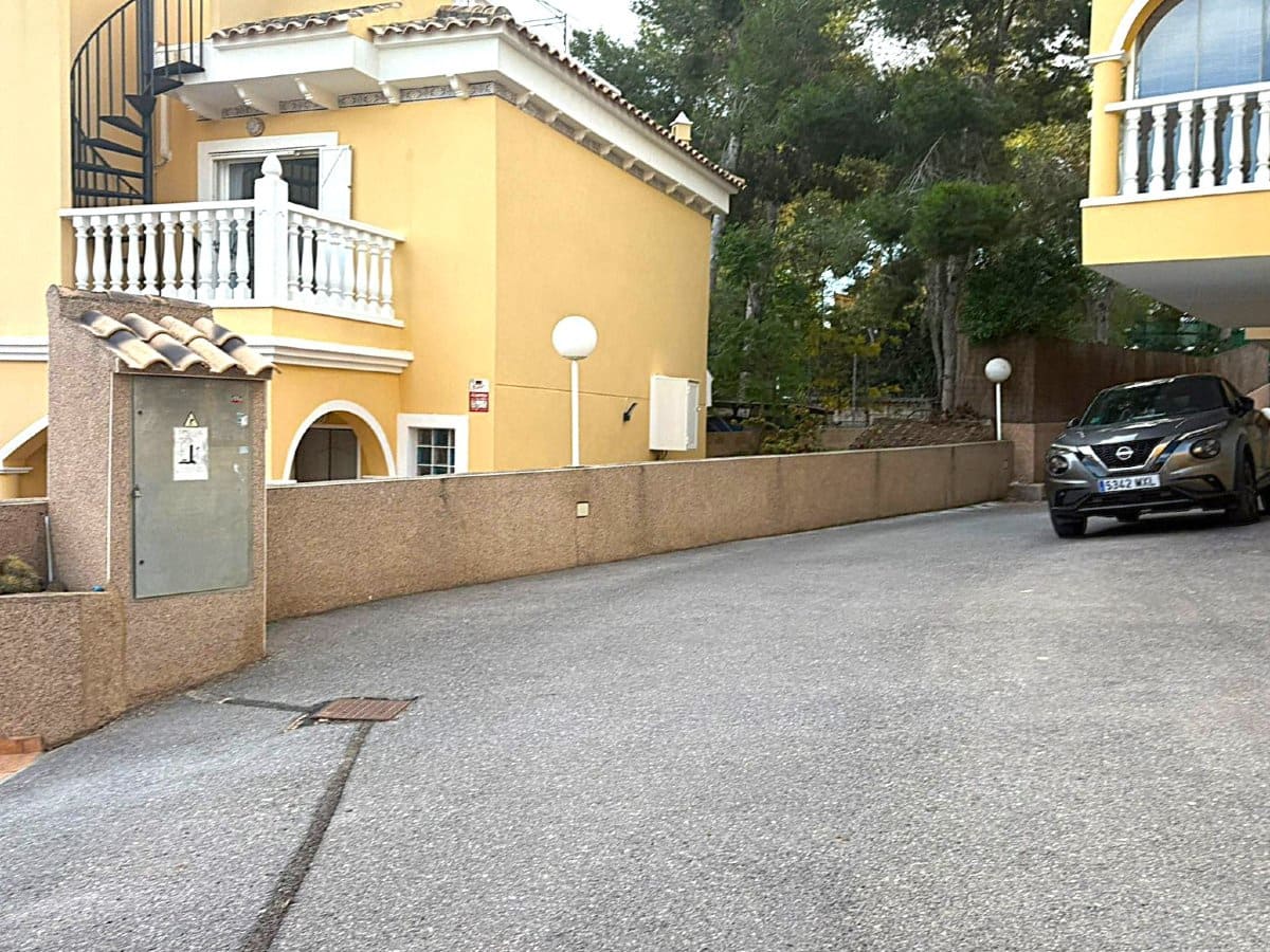 2 bedroom Townhouse for sale in Algorfa with pool garage - € 143,950 (Ref: 9706081)