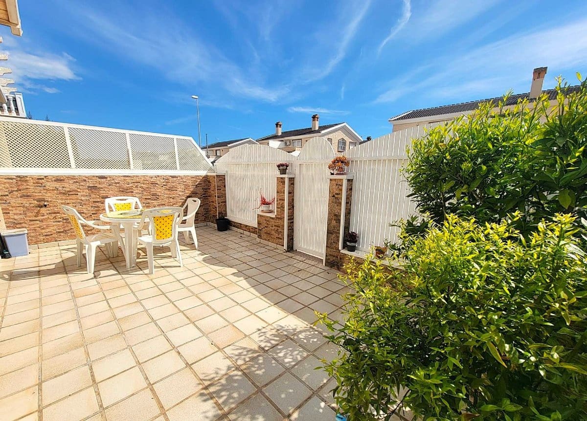 4 sovrum Hus till salu i Torre de la Horadada med garage - 272 500 € (Ref: 9706083)