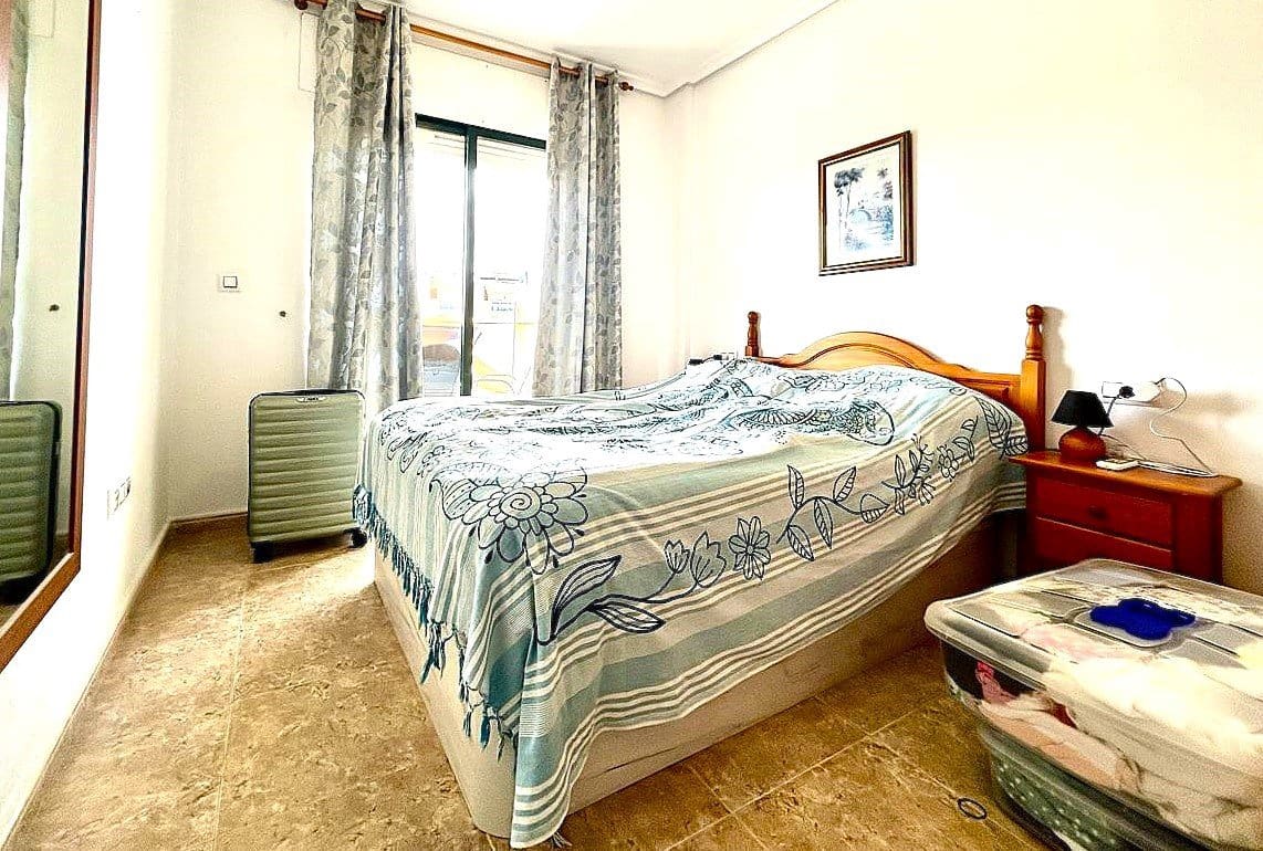 2 bedroom Apartment for sale in Cabo Roig with pool garage - € 174,900 (Ref: 9706085)