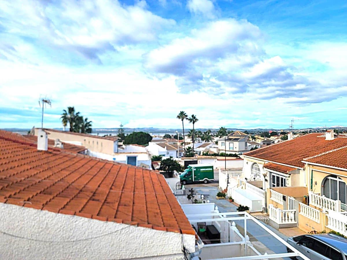 3 slaapkamer Huis te koop in El Chaparral - € 137.950 (Ref: 9706086)