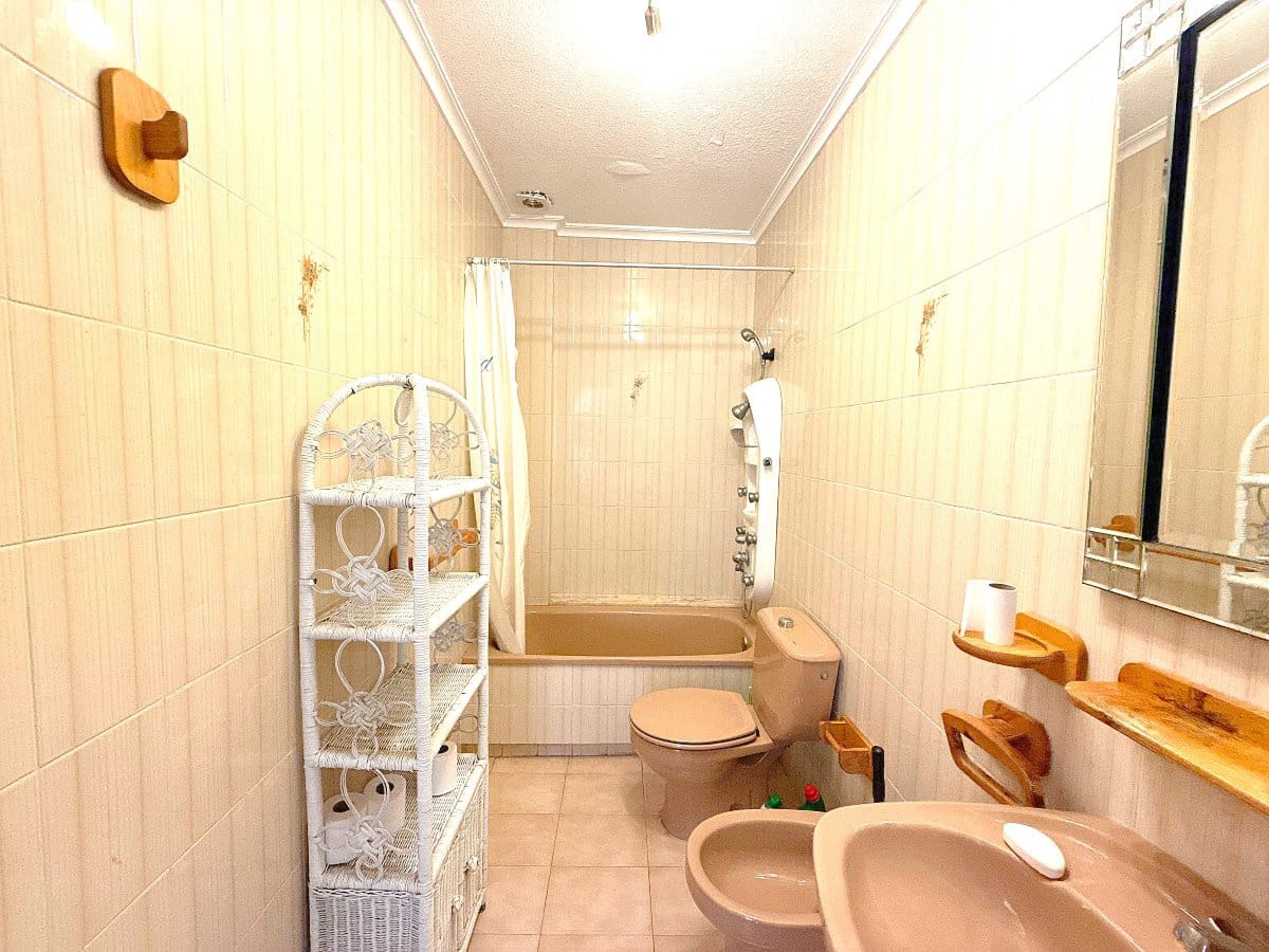 1 bedroom Apartment for sale in Punta Prima with pool garage - € 134,900 (Ref: 9706088)