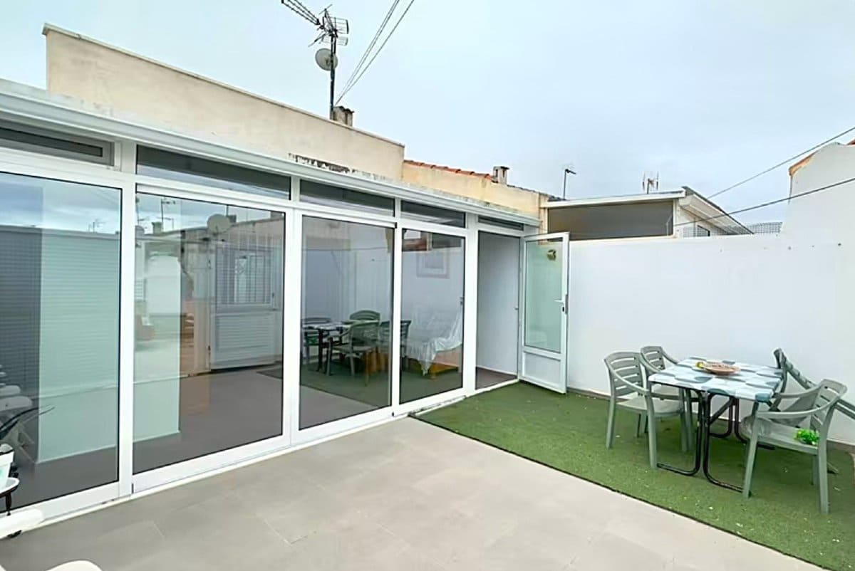2 slaapkamer Villa te koop in Torrevieja met garage - € 122.895 (Ref: 9706090)