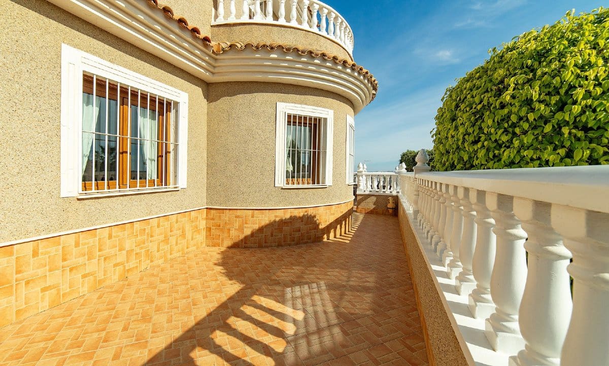 2 Zimmer Villa zu verkaufen in Los Altos mit Pool Garage - 270.000 € (Ref: 9709458)