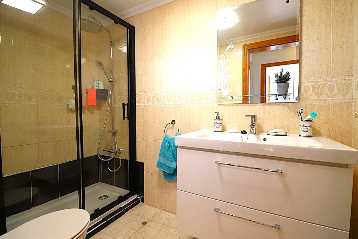 2 bedroom Apartment for sale in Ciudad Quesada with pool - € 139,900 (Ref: 9728438)