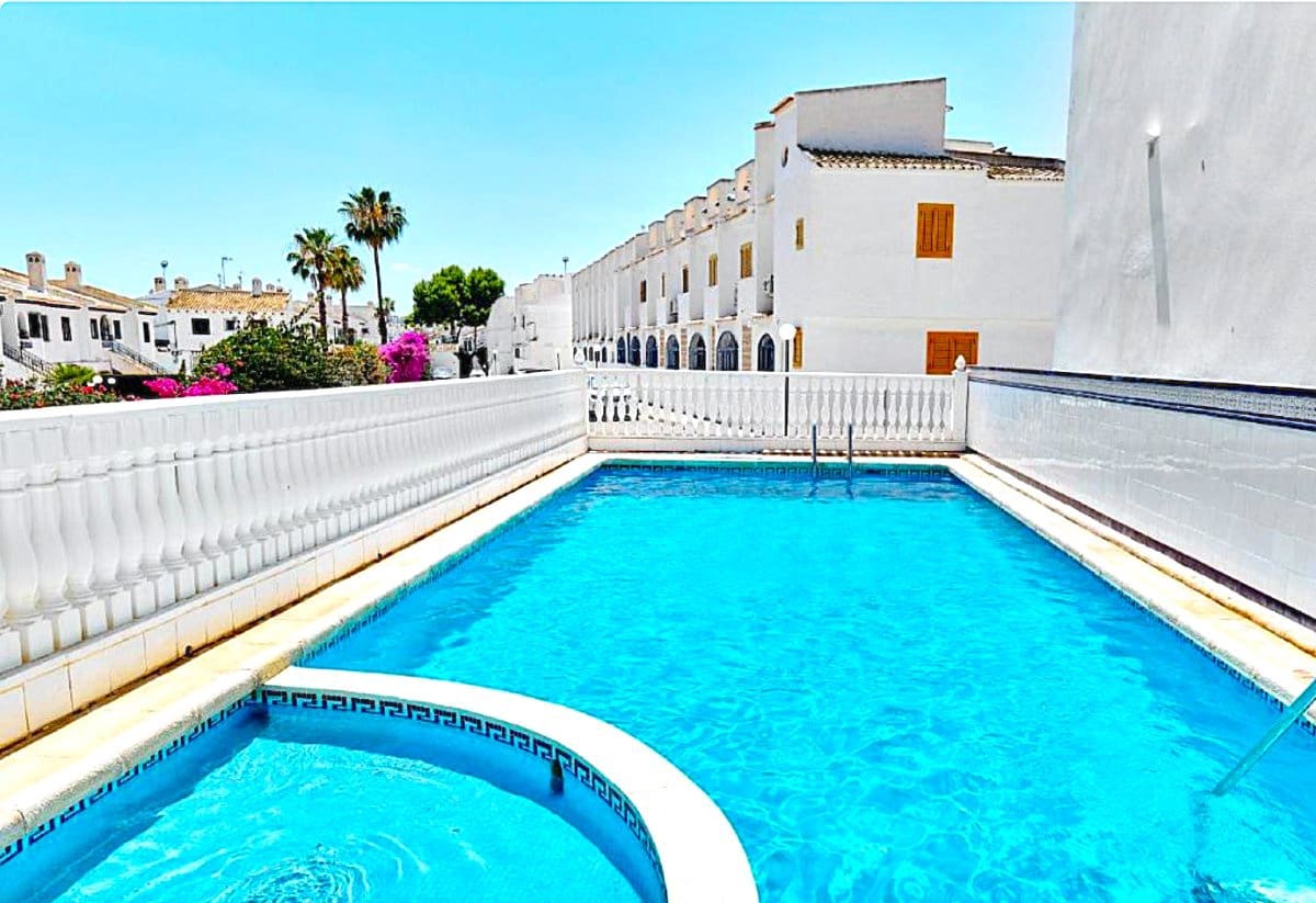 4 bedroom Townhouse for sale in La Zenia with pool garage - € 249,950 (Ref: 9728439)
