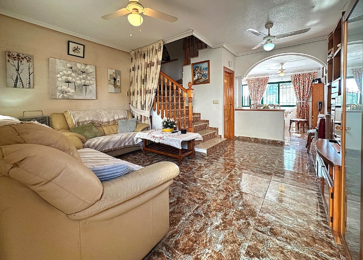 4 bedroom Townhouse for sale in La Zenia with pool garage - € 249,950 (Ref: 9728439)