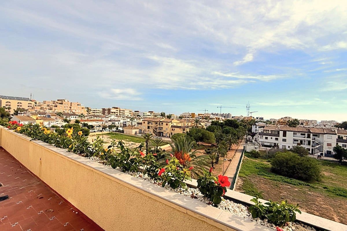 2 bedroom Apartment for sale in Punta Prima - € 246,950 (Ref: 9737866)