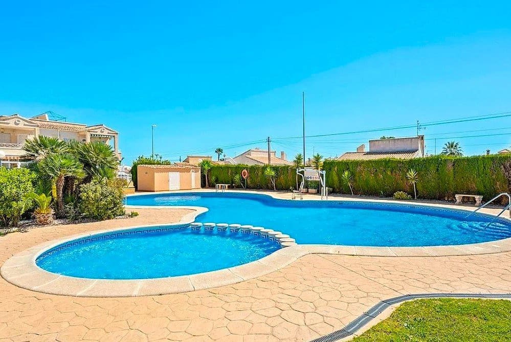 2 bedroom Apartment for sale in La Florida with pool - € 168,950 (Ref: 9746989)