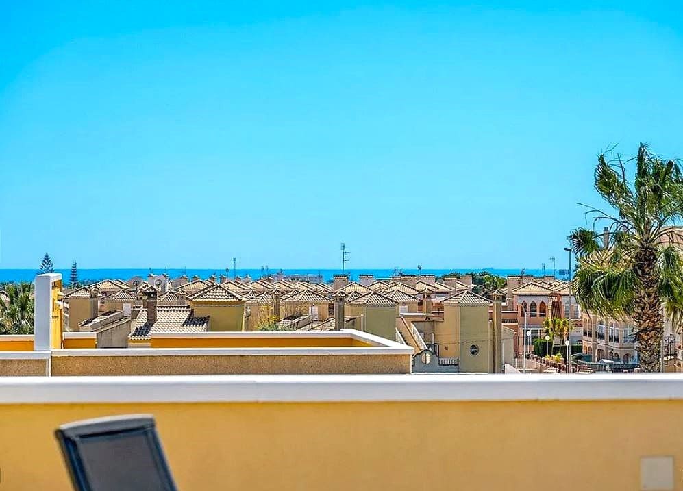 2 bedroom Apartment for sale in La Florida with pool - € 168,950 (Ref: 9746989)