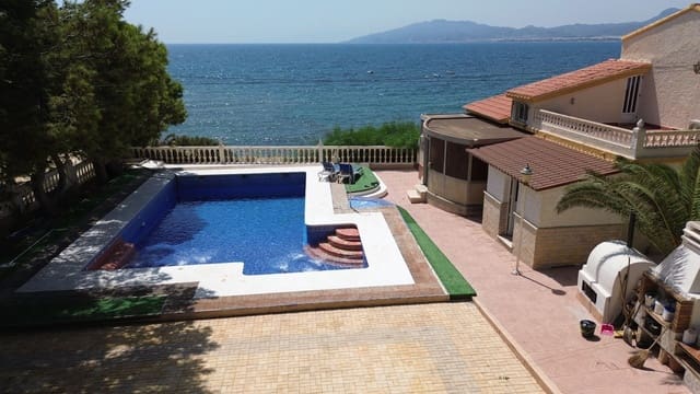 Chalet de 3 habitaciones en San Juan de los Terreros, Pulpí en venta con piscina garaje - 2.199.000 € (Ref: 7784756)