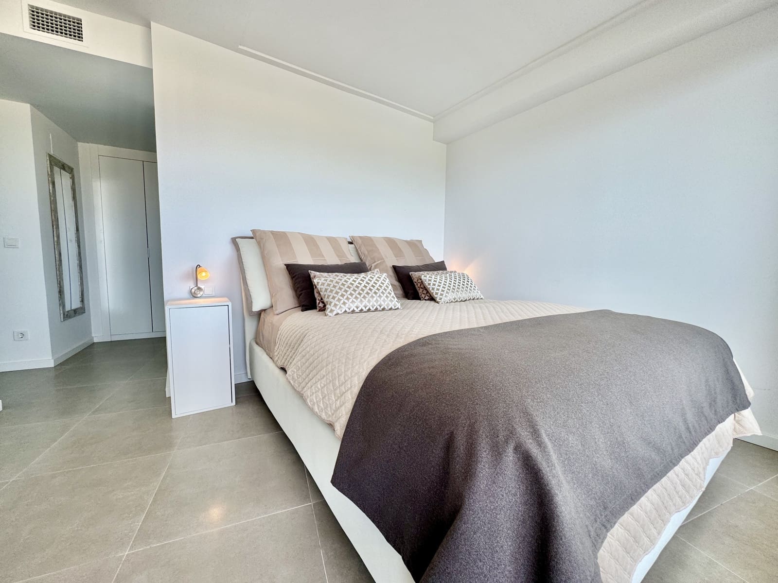 2 Zimmer Penthouse zu verkaufen in Canet d'En Berenguer mit Pool Garage - 550.000 € (Ref: 9598076)