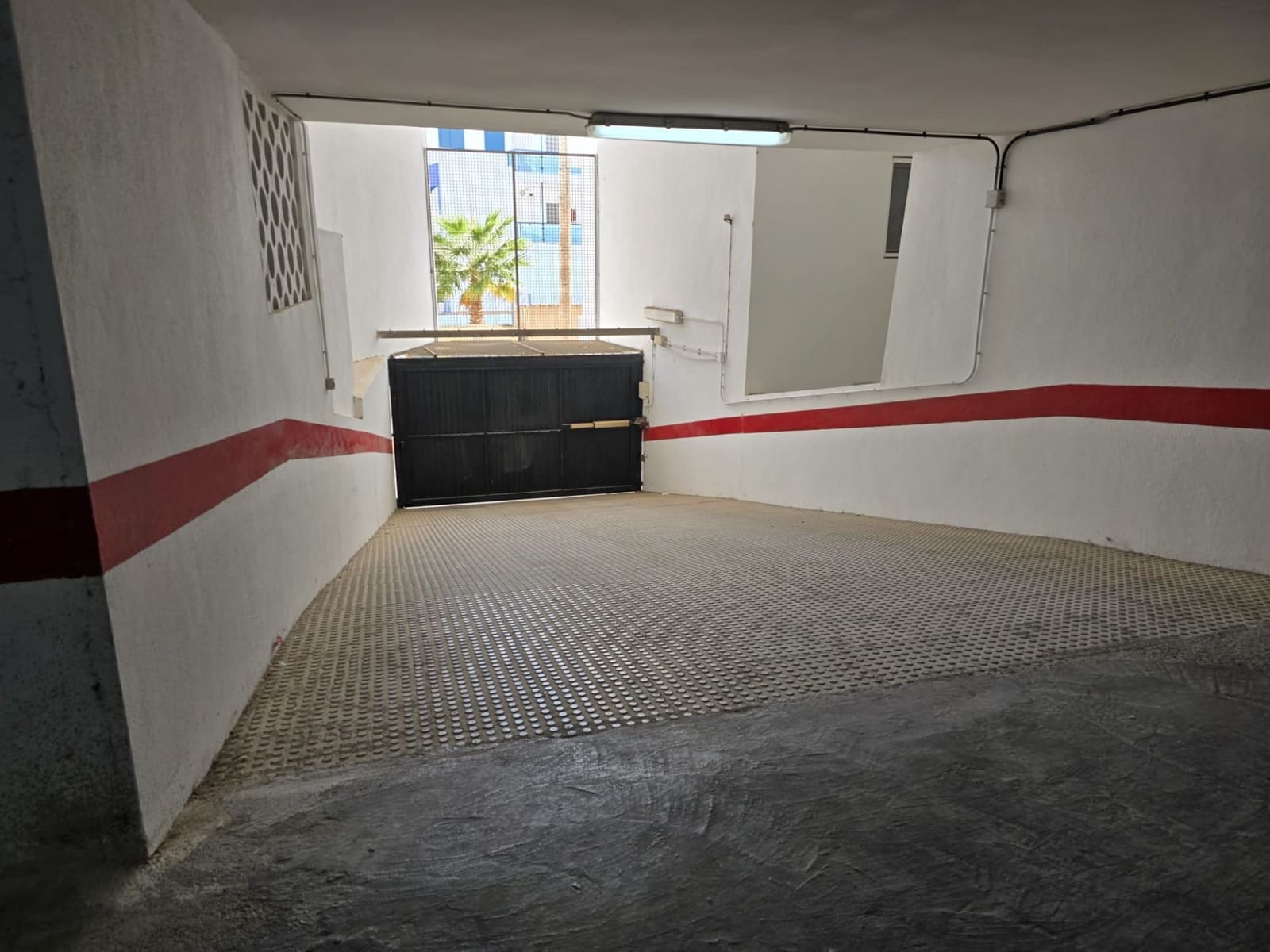 Garage for sale in Castell de Ferro - € 11,900 (Ref: 10037850)