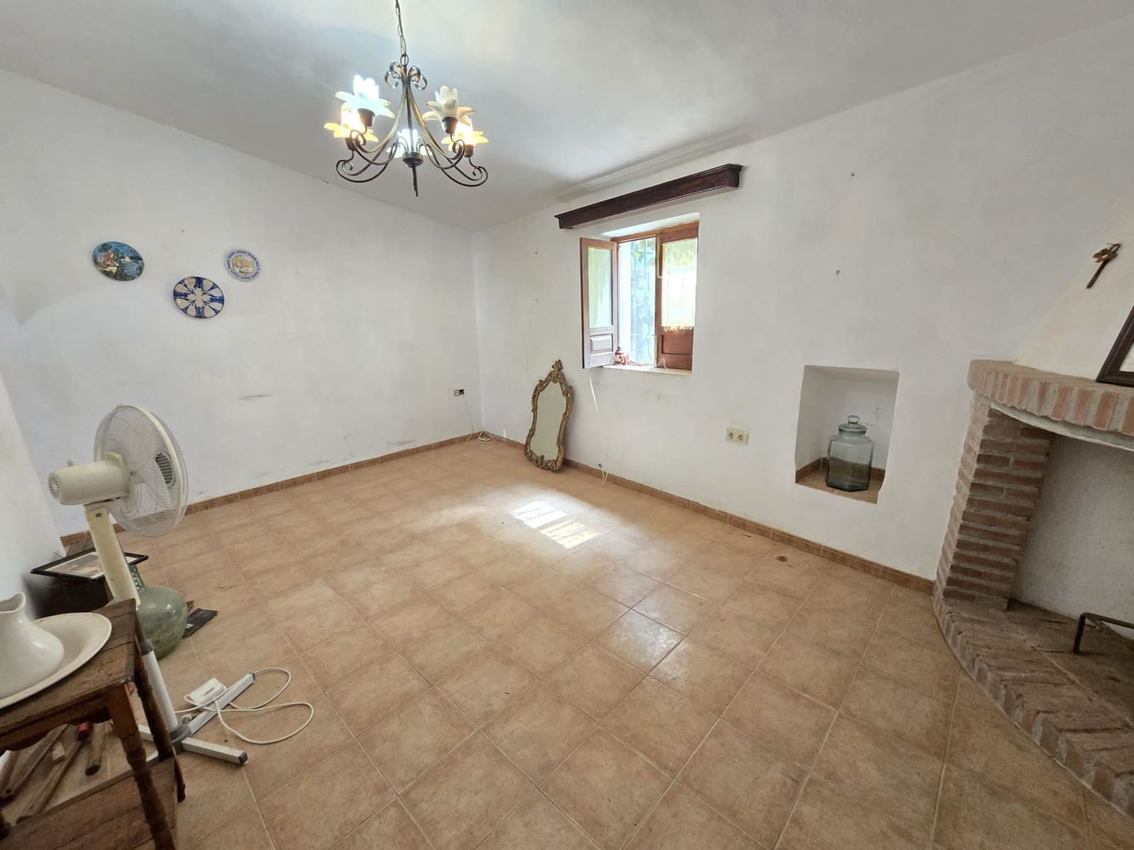 4 soveværelse Finca/Landehus til salg i Lujar med garage - € 89.000 (Ref: 9254627)