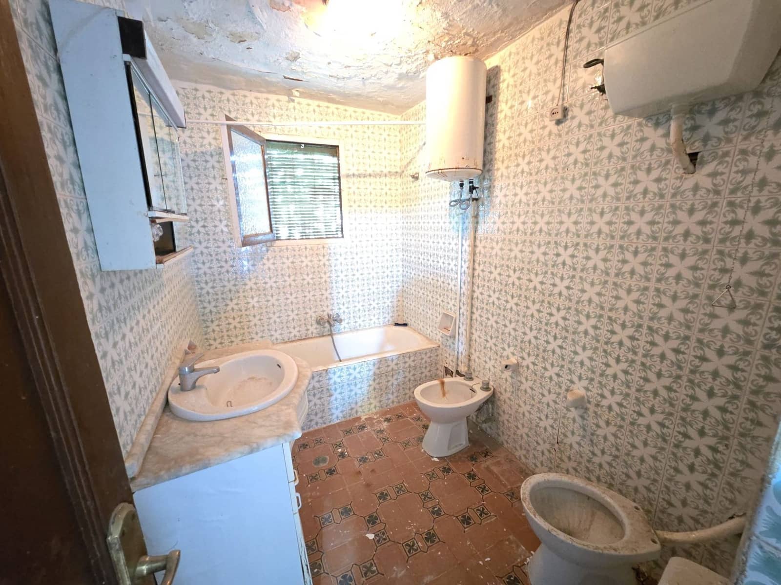 4 soveværelse Finca/Landehus til salg i Lujar med garage - € 89.000 (Ref: 9254627)