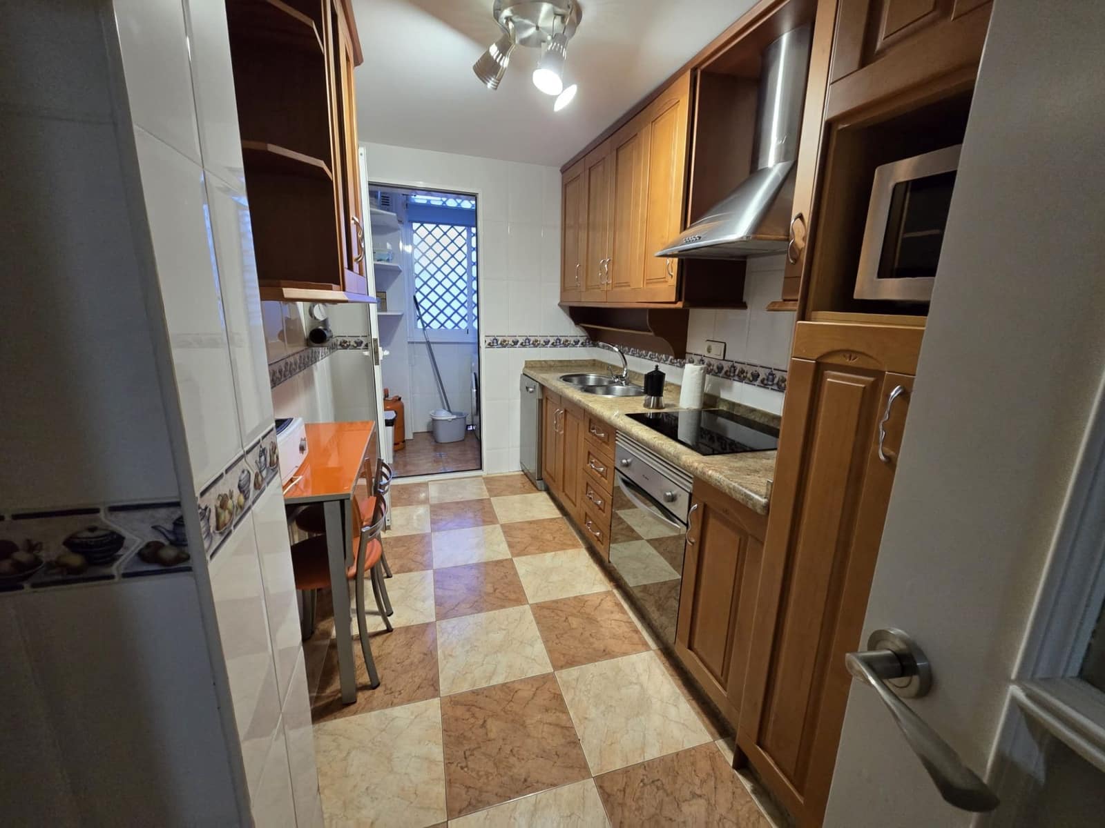 3 soveværelse Lejlighed til salg i Motril med garage - € 169.000 (Ref: 9254628)