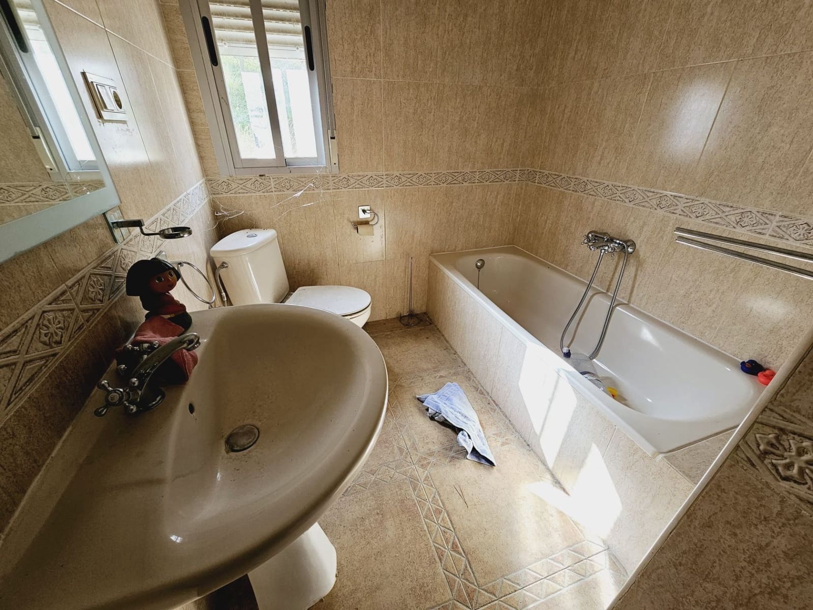 3 soveværelse Finca/Landehus til salg i Lujar med garage - € 110.000 (Ref: 9254631)