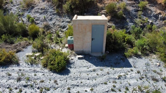 Finca/Herregård til salgs i Gualchos - € 26 000 (Ref: 9254633)