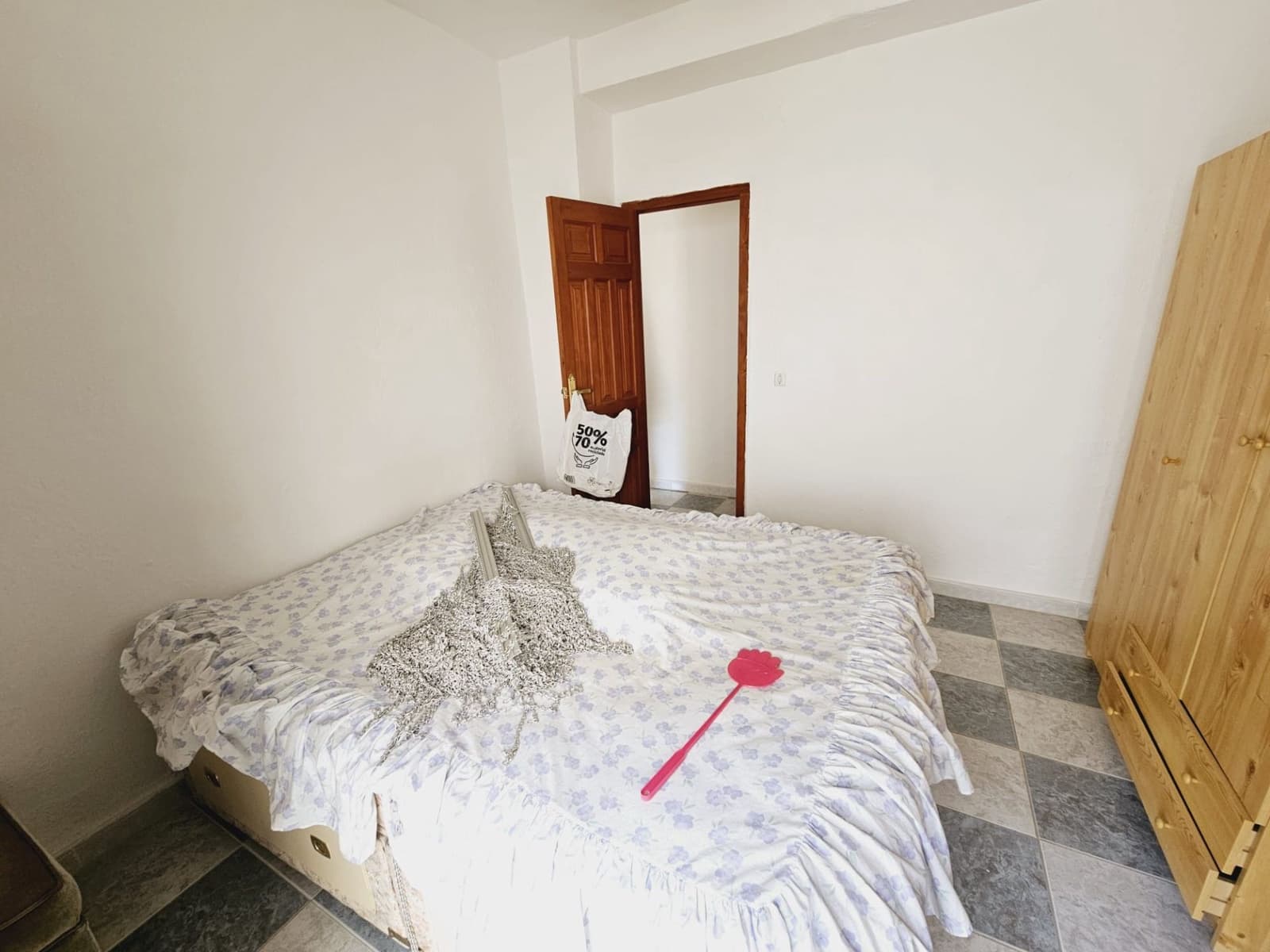 3 slaapkamer Halfvrijstaande villa te koop in Rubite - € 40.990 (Ref: 9254635)