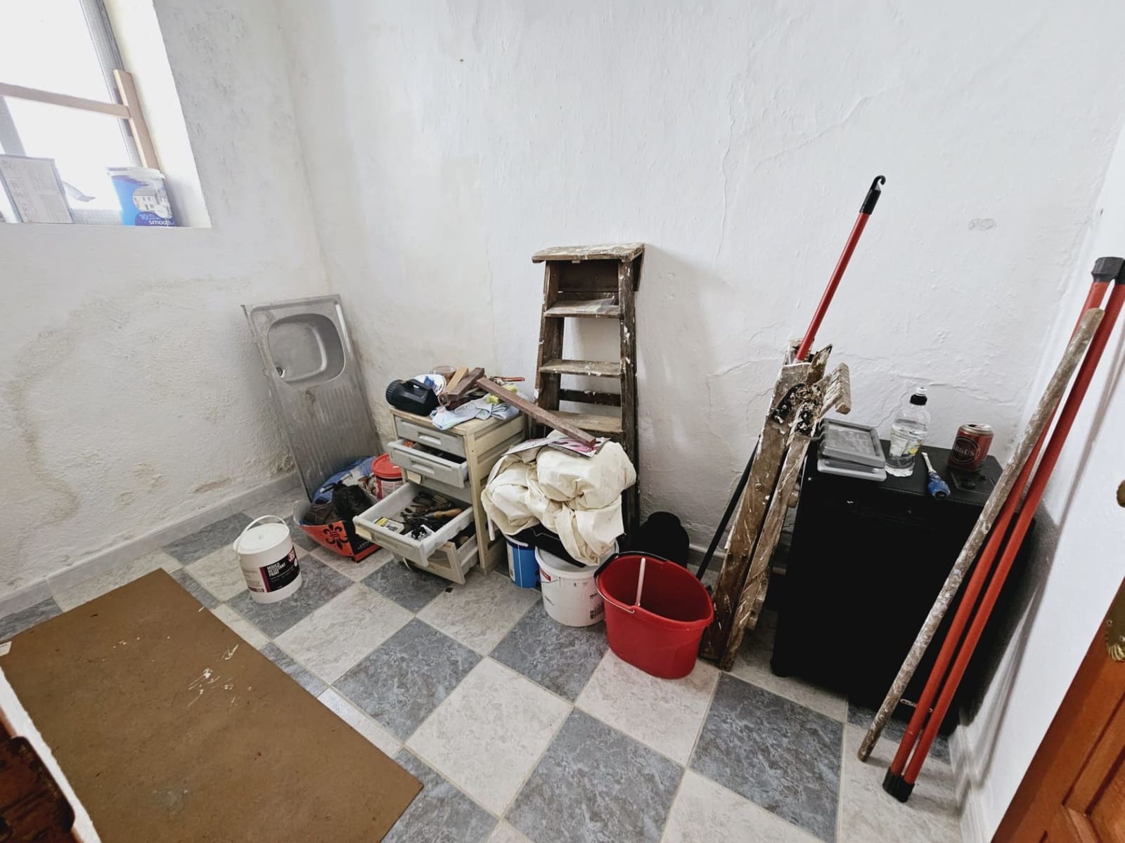 3 slaapkamer Halfvrijstaande villa te koop in Rubite - € 40.990 (Ref: 9254635)