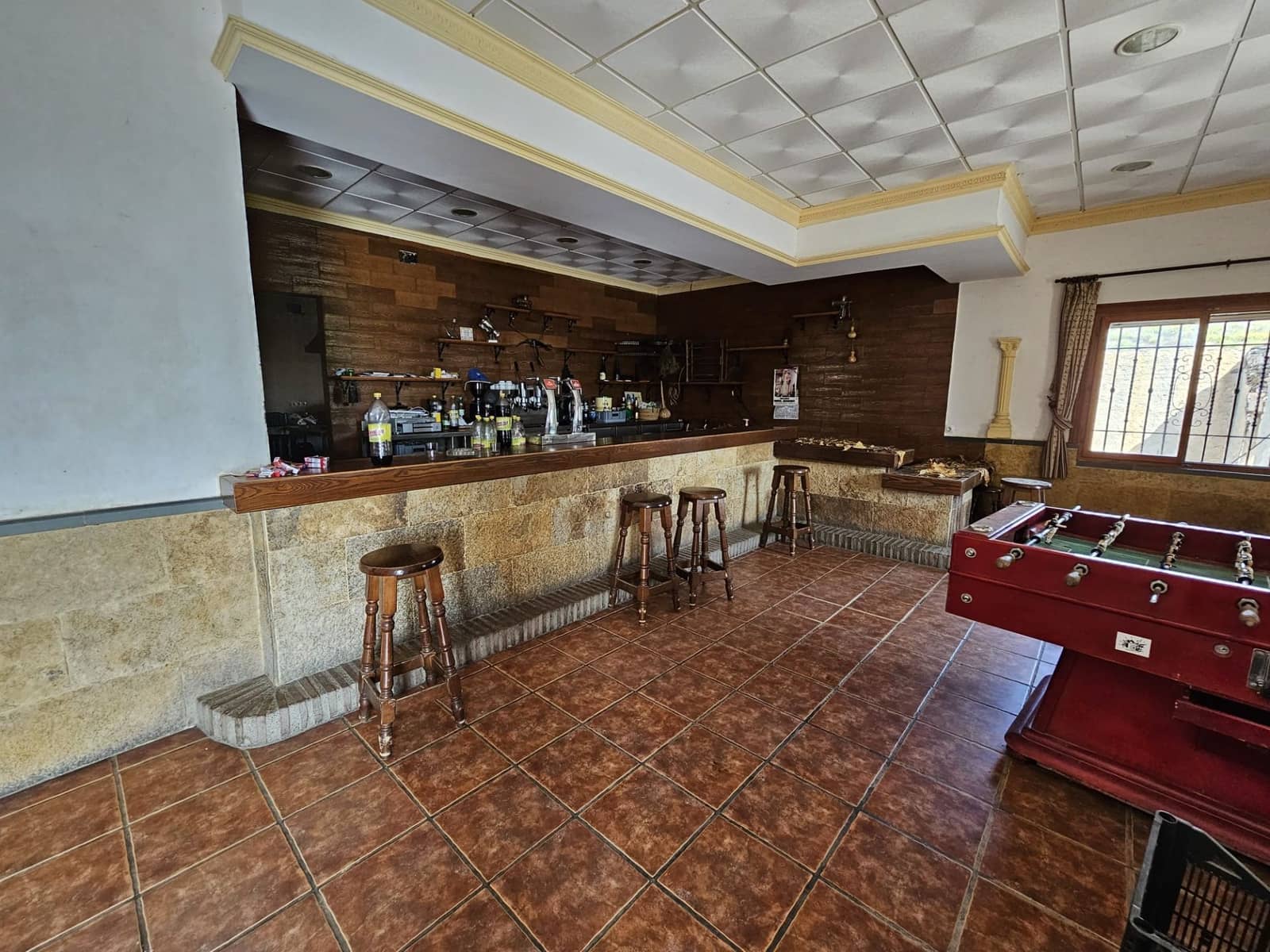 Kommersiell til salgs i Sorvilan - € 220 000 (Ref: 9254639)