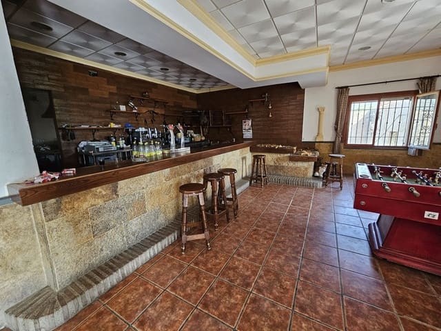 Kommersiell till salu i Sorvilán - 220 000 € (Ref: 9254639)