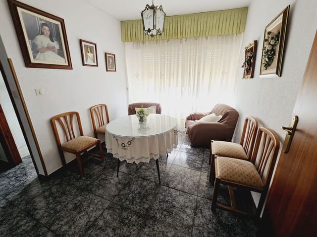 3 makuuhuone Paritalo myytävänä paikassa Sorvilán mukana 
autotalli - 94 000 € (Ref: 9254640)