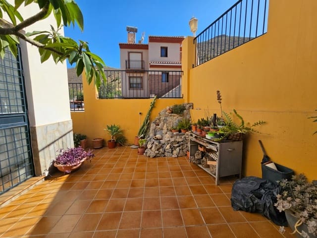 4 soveværelse Villa til salg i Castell de Ferro, Gualchos med garage - € 279.000 (Ref: 9254643)