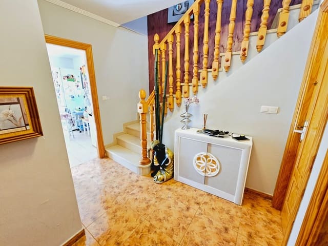 4 soveværelse Villa til salg i Castell de Ferro, Gualchos med garage - € 279.000 (Ref: 9254643)