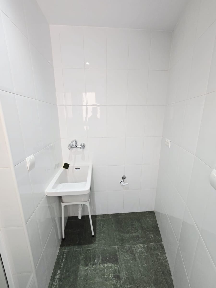 2 soveværelse Lejlighed til salg i Polopos med swimmingpool - € 99.000 (Ref: 9291007)