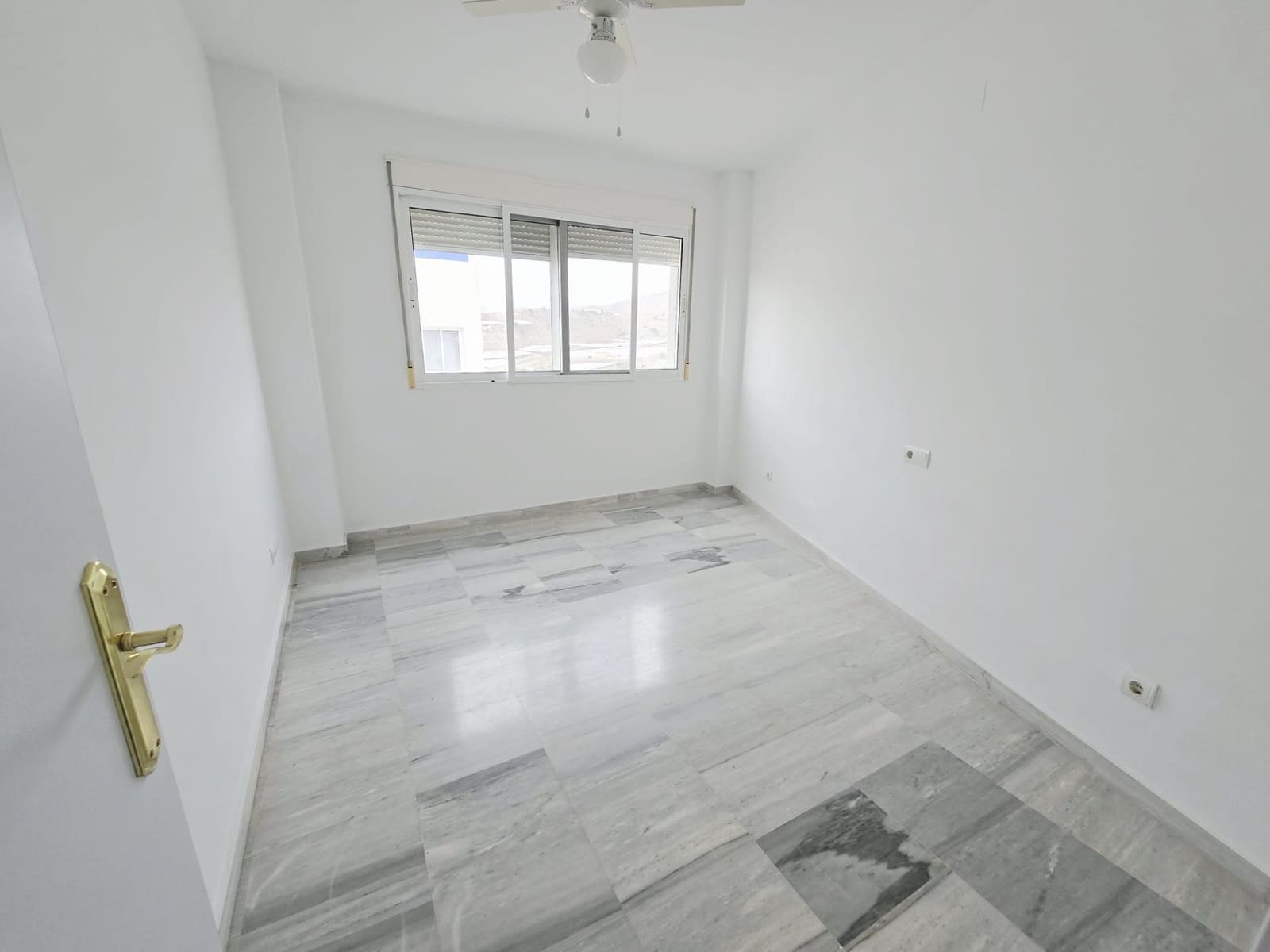 2 soveværelse Lejlighed til salg i Polopos med swimmingpool - € 99.000 (Ref: 9291007)