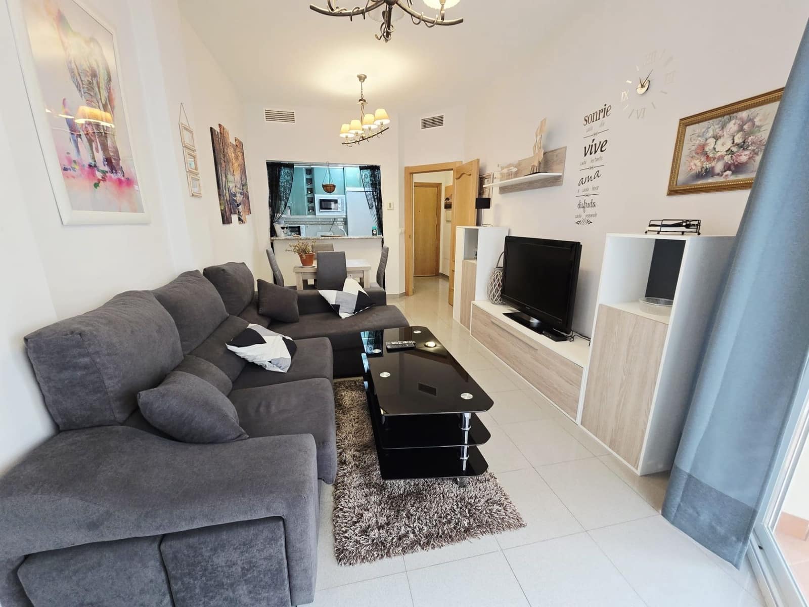 Flat for rent in Castell de Ferro with pool garage - € 600 (Ref: 9485190)