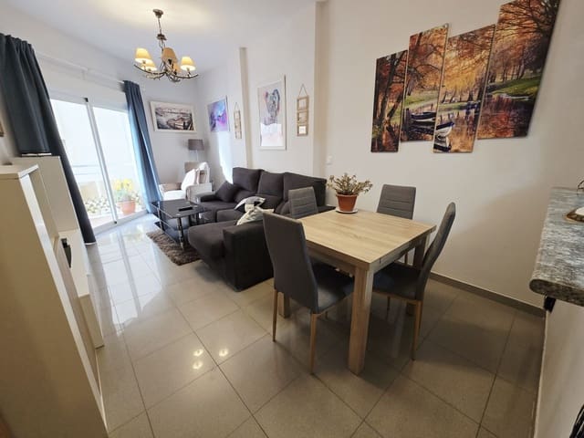 Mieszkanie do wynajęcia w Castell de Ferro, Gualchos z basenem garażem - 600 € (Ref: 9485190)