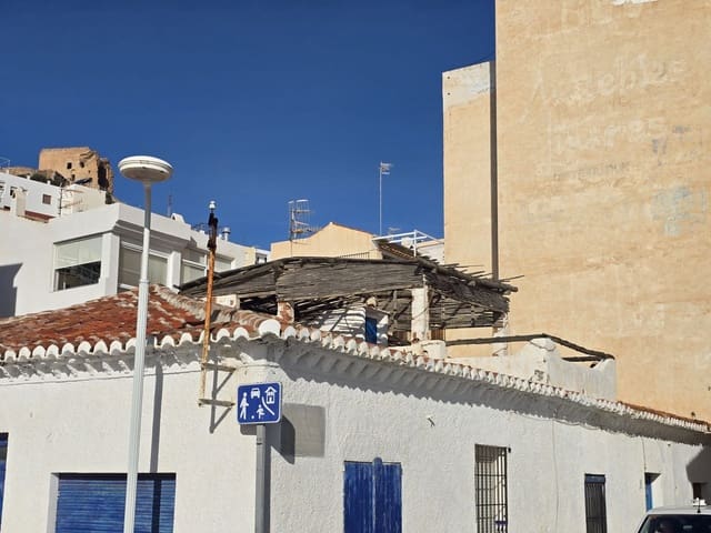 6 slaapkamer Halfvrijstaande villa te koop in Castell de Ferro, Gualchos - € 442.000 (Ref: 9604595)