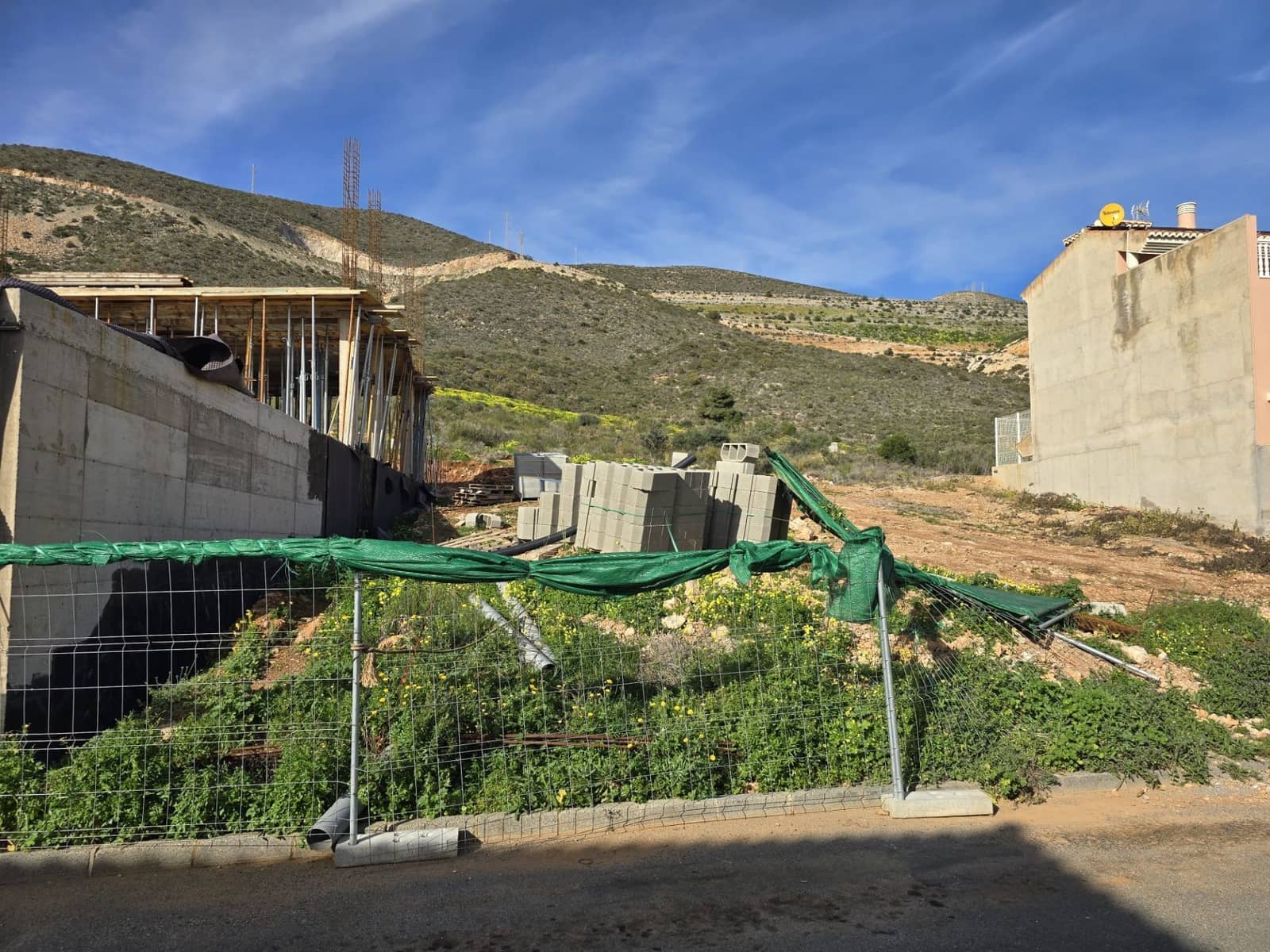 Building Plot for sale in Castell de Ferro - € 65,000 (Ref: 9731677)